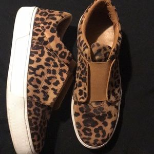 Very Volatile Forza Cheetah/Leopard print sneakers